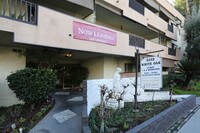 Building Photo - Encino Voltaire Apartments in Los Angeles, California