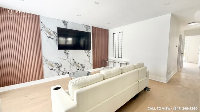 property at 1328 Bunnell Dr