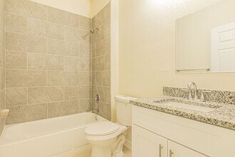 2618 31st St SW in Lehigh Acres, FL - Building Photo - Building Photo