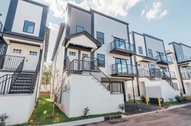 property at 716 Seaport Dr.