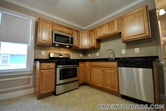 40 Turner St, Unit 2 in Boston, MA - Building Photo - Building Photo