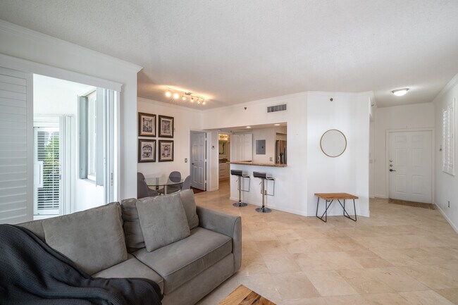 3255 NE 184th St, Unit #12416 in Aventura, FL - Building Photo - Building Photo
