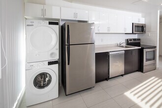 Battleford & Glen Erin in Mississauga, ON - Building Photo - Interior Photo