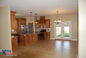 2466 N Expedition Ln in Washington, UT - Building Photo - Building Photo