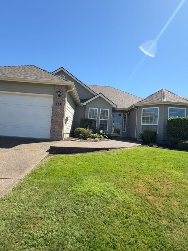 property at 802 Merlot Ave NE