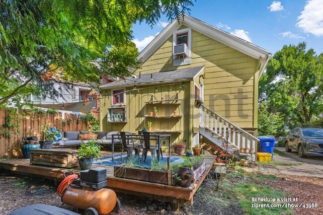 524 NE Brazee St in Portland, OR - Building Photo - Building Photo