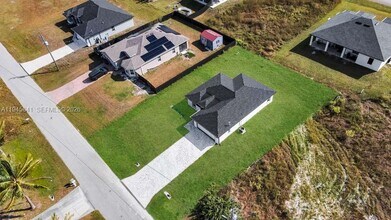 3210 10th St SW in Lehigh Acres, FL - Building Photo - Building Photo