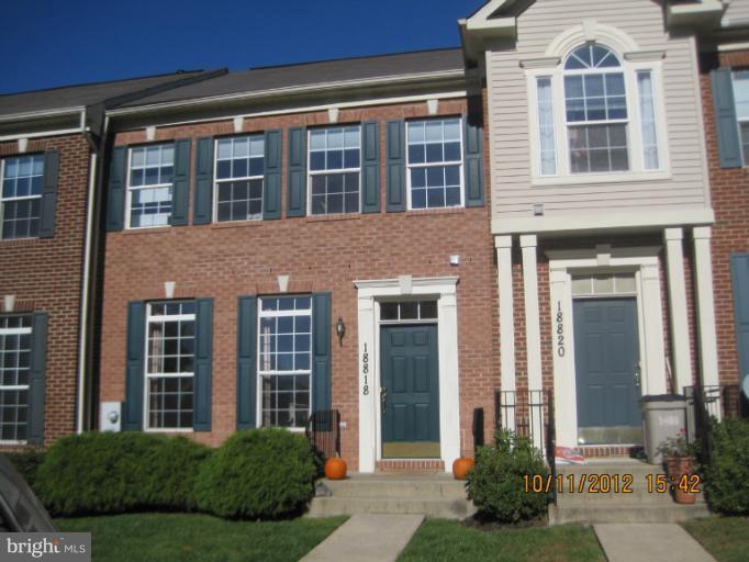 18818 Broken Oak Rd in Germantown, MD - Building Photo
