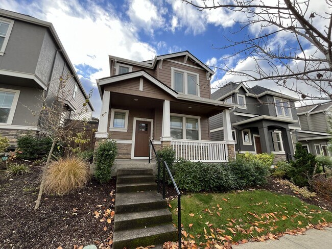 15100 NW Cosmos St in Portland, OR - Building Photo - Building Photo