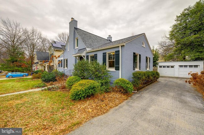 property at 4504 Highland Ave