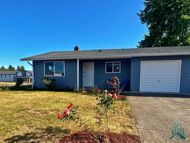 2540 Newton St in Philomath, OR - Building Photo - Building Photo