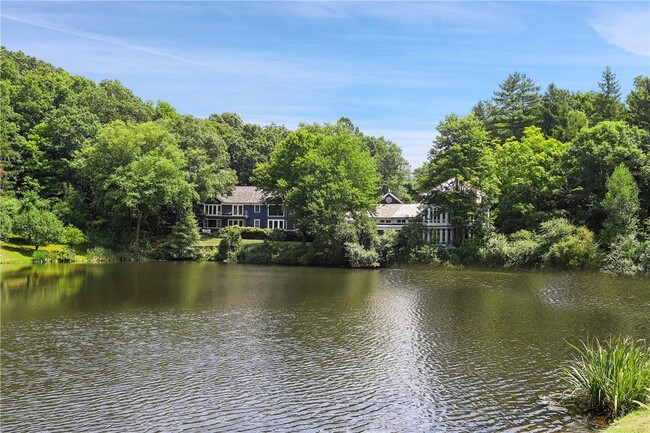 property at 27 S Bedford Rd