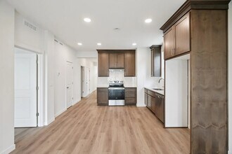 1915 NW 18th Ave in Battle Ground, WA - Building Photo - Building Photo