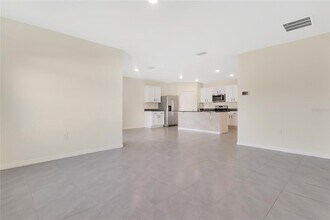5379 Douglas Fir Dr in St. Cloud, FL - Building Photo - Building Photo