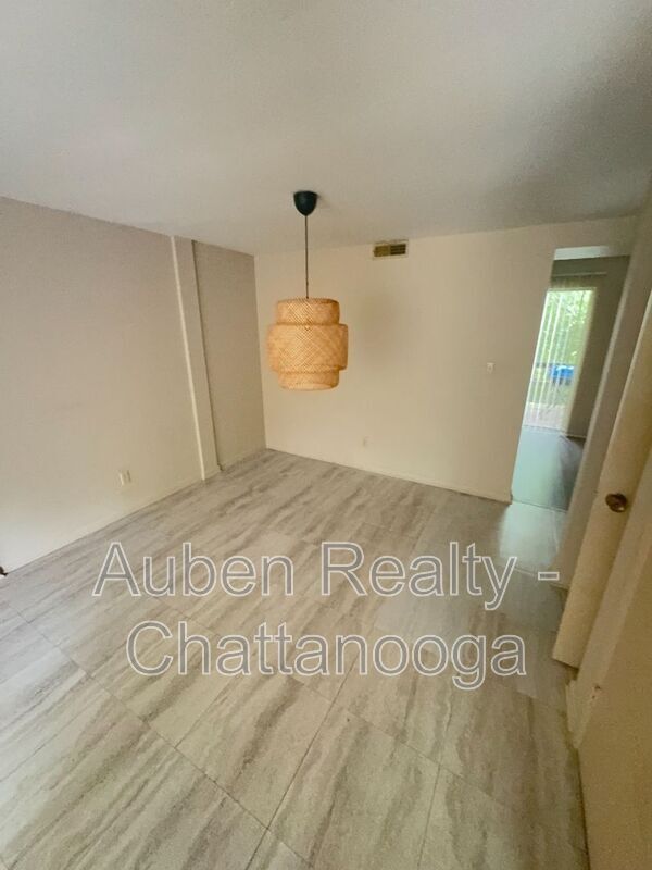 19 Tunnel Blvd in Chattanooga, TN - Building Photo - Building Photo