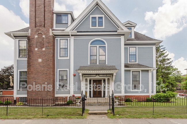 property at 101 E 14th St