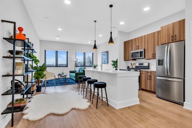 345 Avenue A in Bayonne, NJ - Building Photo - Building Photo
