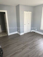38 Oak St in Augusta, ME - Building Photo - Building Photo