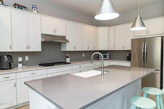 110 Oak Pk Dr in Saint Johns, FL - Building Photo - Building Photo