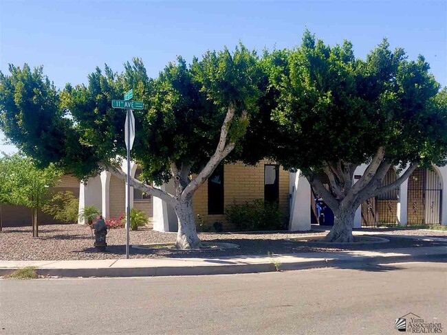 property at 2130 S 11th Ave
