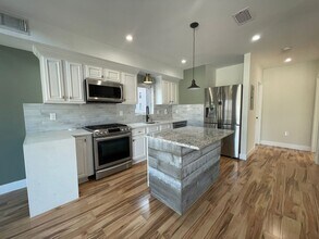 125 Hillcrest Pl in North Bergen, NJ - Building Photo - Building Photo