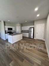 5250 N Cypress Cir in Wichita, KS - Building Photo - Building Photo