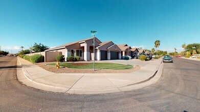 3830 E Kroll Dr in Gilbert, AZ - Building Photo - Building Photo