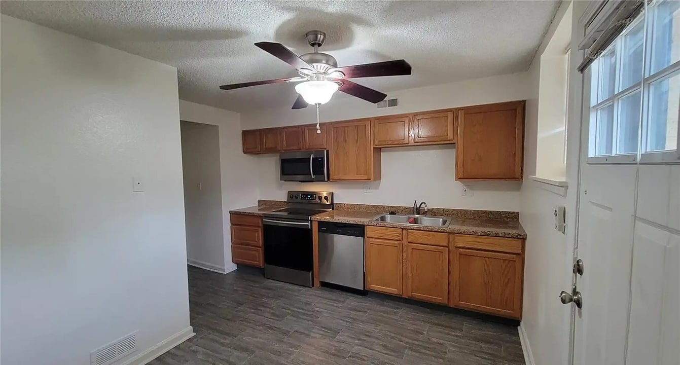 9250 E Girard Ave, Unit 8 in Denver, CO - Building Photo