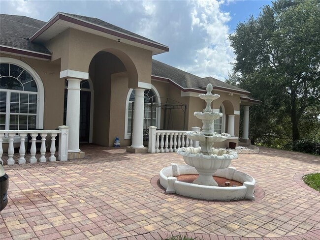 property at 11344 Lake Montgomery Blvd
