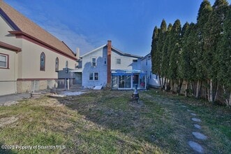 418 W Market St in Scranton, PA - Building Photo - Building Photo