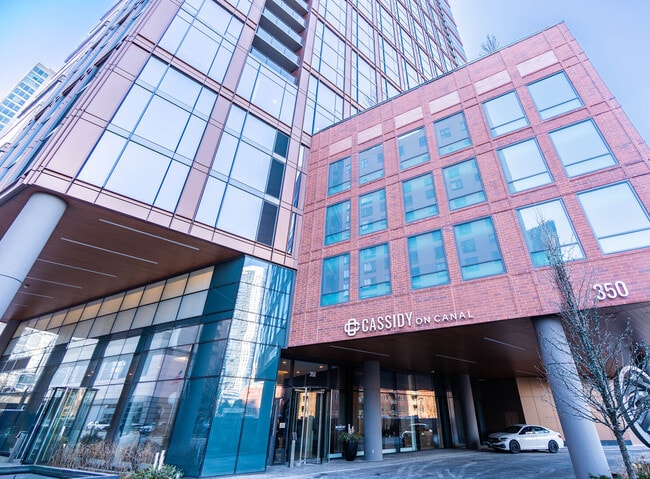 property at 350 N Canal St