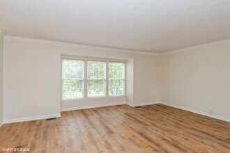 8705 Lost Valley Dr in Mars, PA - Building Photo - Building Photo