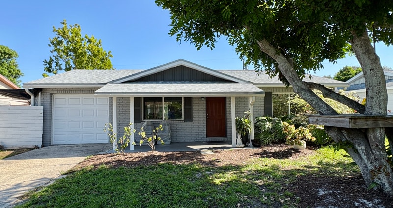 9125 109th Terrace in Seminole, FL - Building Photo