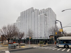 450 Grand Ave in Brooklyn, NY - Foto de edificio - Building Photo