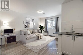 608 Church St in Toronto, ON - Building Photo - Building Photo