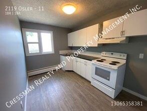 2119 Osler St in Regina, SK - Building Photo - Building Photo