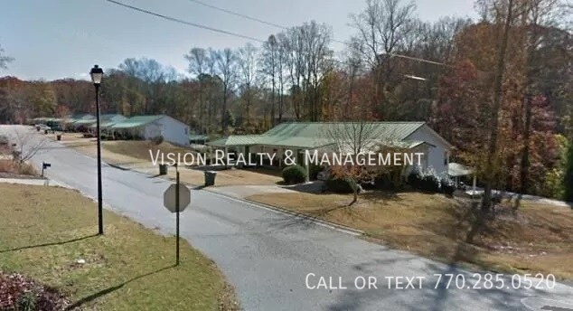 129 Kaiser St in Bremen, GA - Building Photo