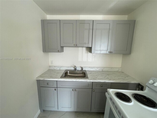 property at 801 N H St