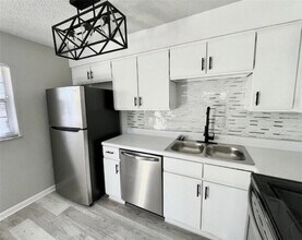 1575 40th Ave, Unit L3 in Vero Beach, FL - Building Photo - Building Photo