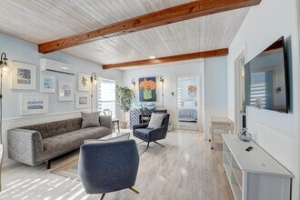 212 SW 1st Ave in Delray Beach, FL - Foto de edificio - Building Photo