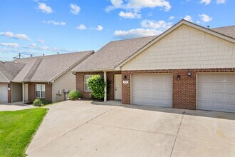 509-511-511 Glenstone Dr in Columbia, MO - Building Photo - Building Photo