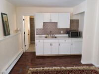 8 Kayleigh Dr, Unit B photo'