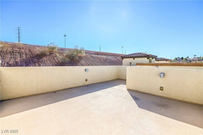property at 1525 Spiced Wine Ave