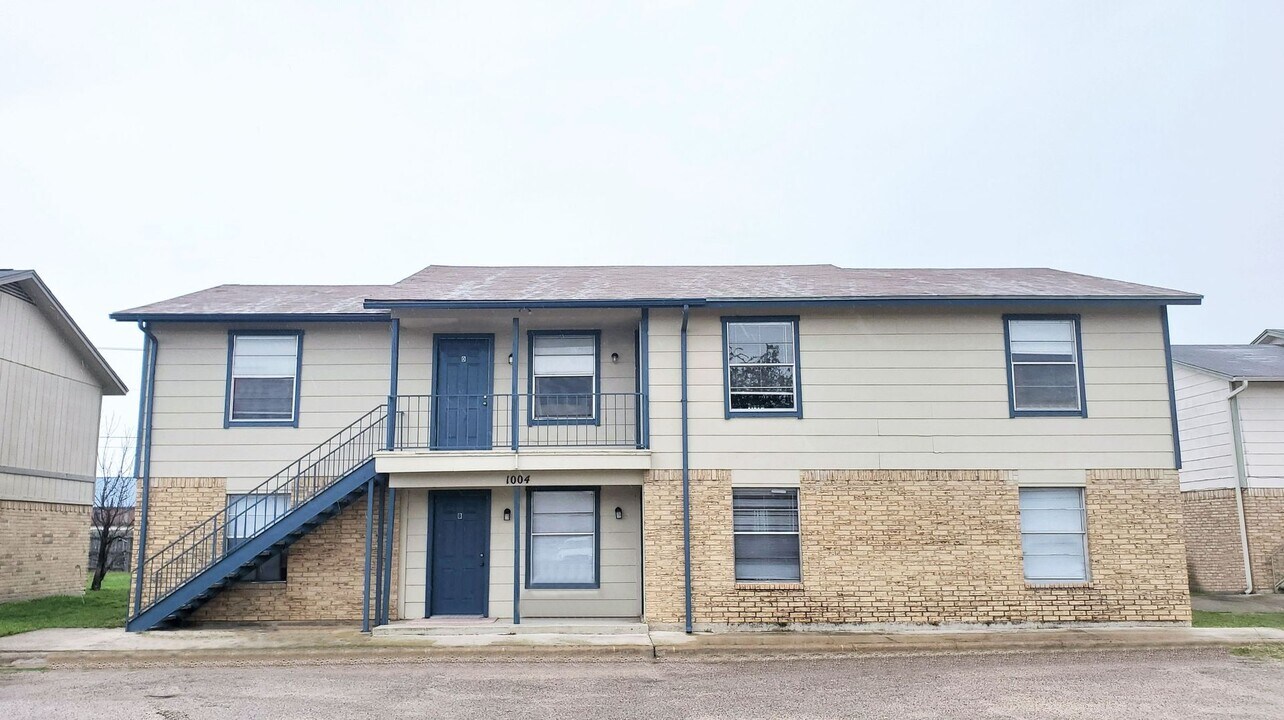 1004 Eastside Dr in Killeen, TX - Foto de edificio