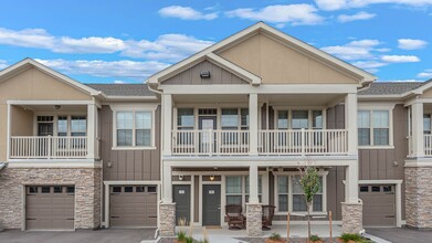 Springs At Eagle Bend in Aurora, CO - Foto de edificio - Building Photo