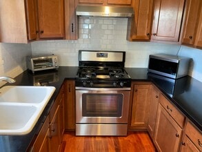 545 E Jefferson Ave in Orange, CA - Building Photo - Building Photo