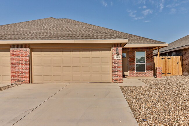 property at 1104 N Englewood Ave
