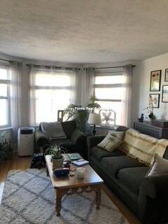 879 Beacon St, Unit 3 in Boston, MA - Building Photo