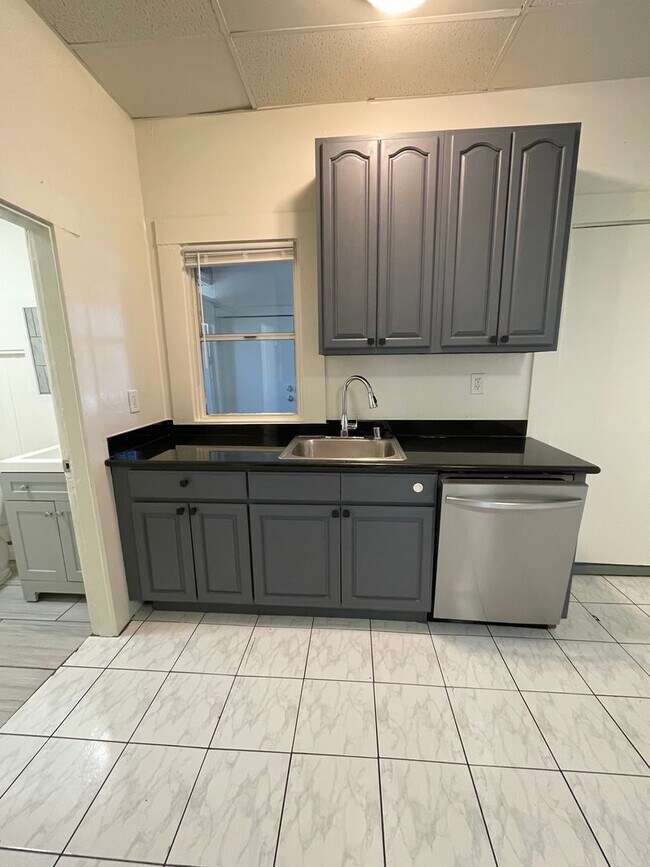 property at 1720-1722 8th St