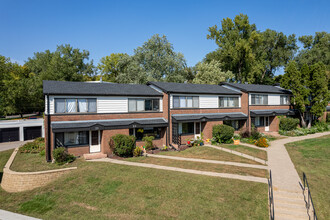 East River Terrace in Minneapolis, MN - Building Photo - Building Photo